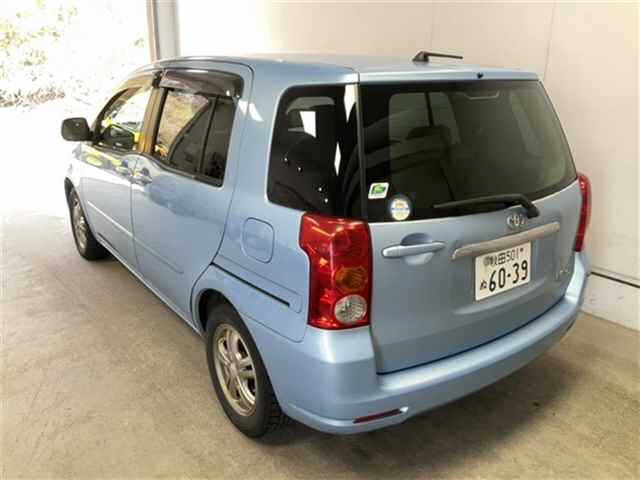 TOYOTA RAUM