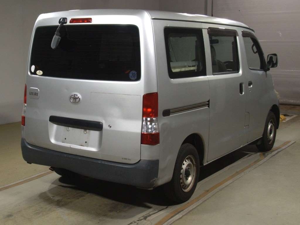 TOYOTA LITE ACE