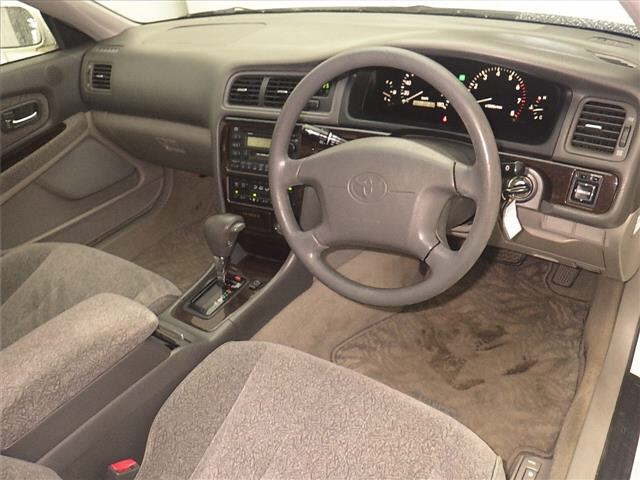 TOYOTA MARK II