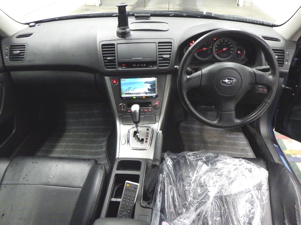SUBARU LEGACY