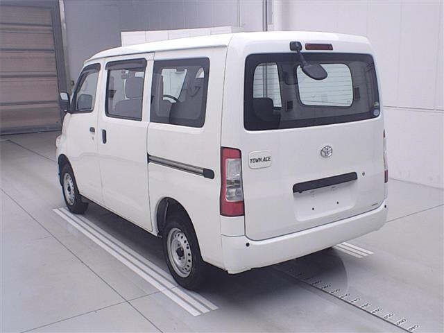 TOYOTA TOWN ACE