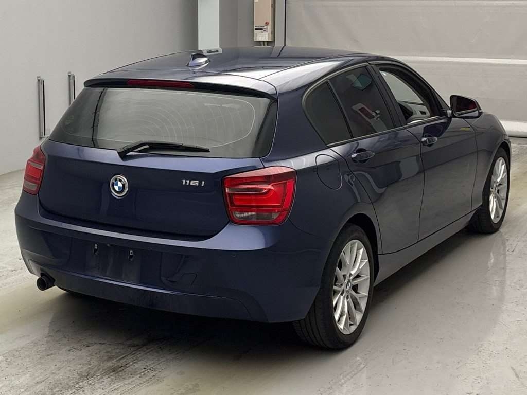 BMW 1-SERIES