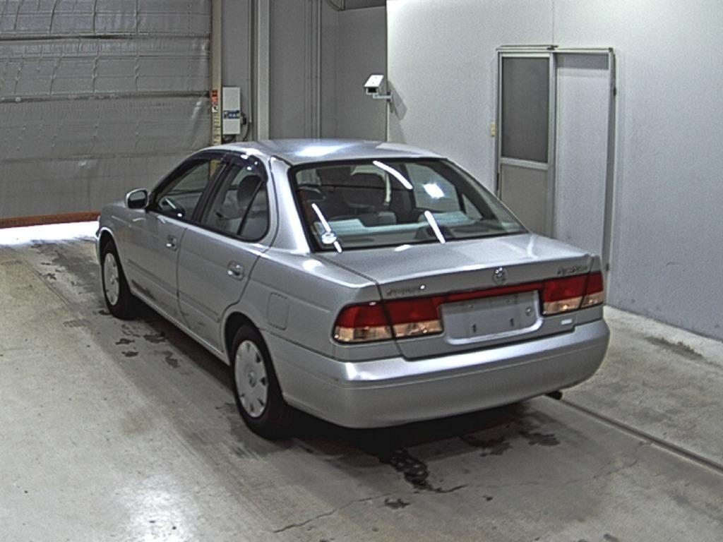 NISSAN SUNNY