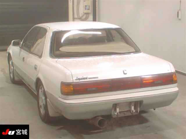 TOYOTA CRESTA