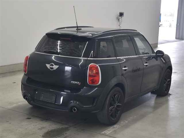 MINI CROSSOVER