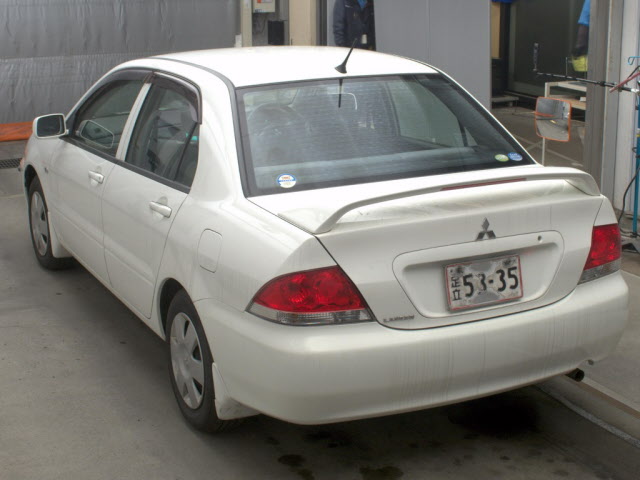 MITSUBISHI LANCER