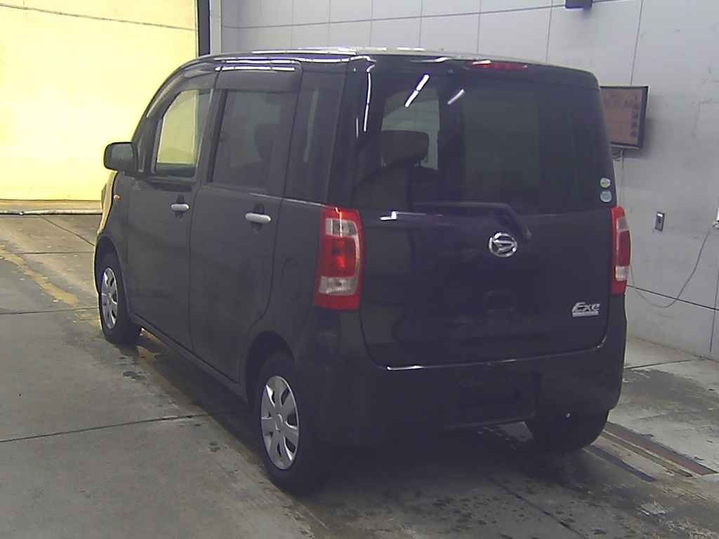 DAIHATSU TANTO EXE
