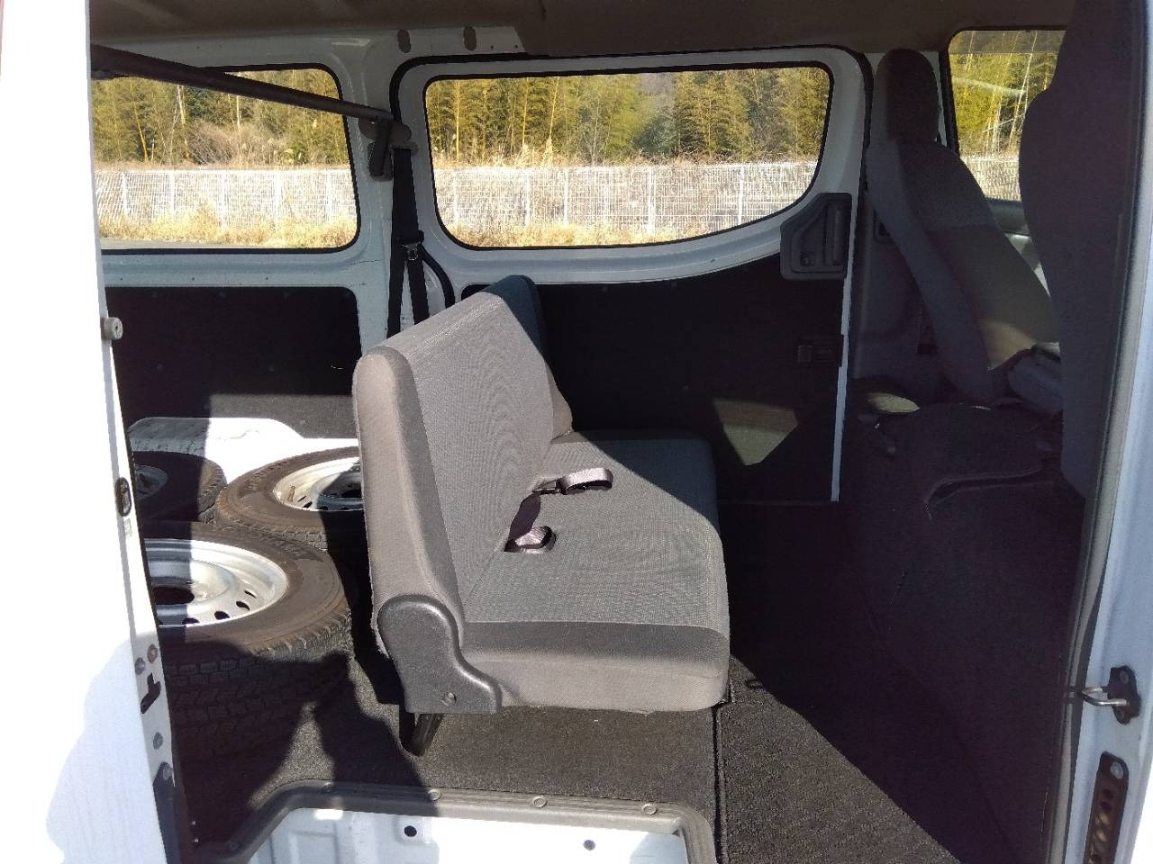 NISSAN NV350 CARAVAN