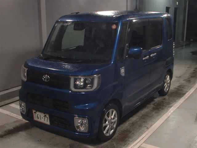 TOYOTA PIXIS MEGA