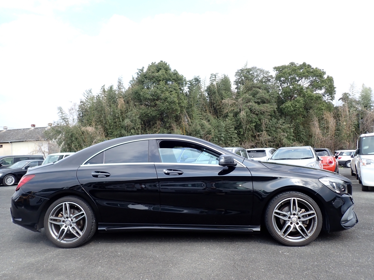 MERCEDES-BENZ CLA-CLASS