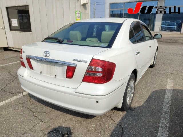 TOYOTA PREMIO