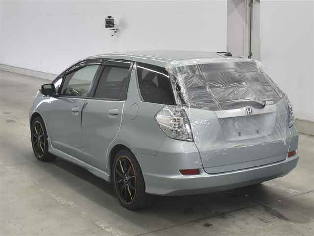 HONDA FIT SHUTTLE
