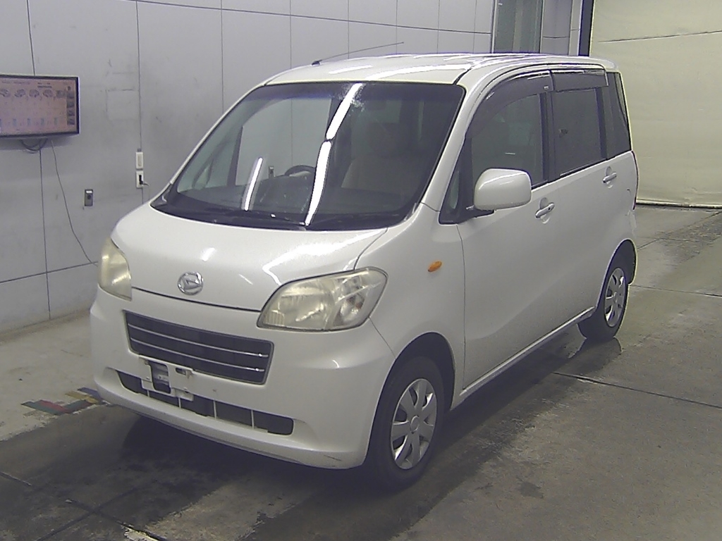 DAIHATSU TANTO EXE