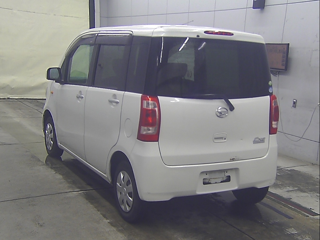 DAIHATSU TANTO EXE