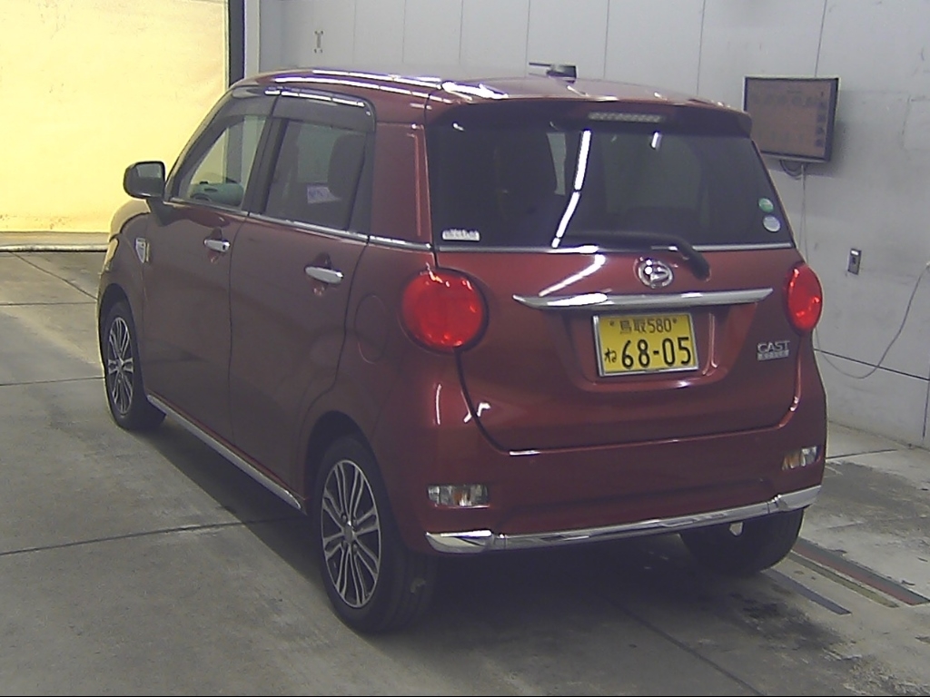 DAIHATSU CAST