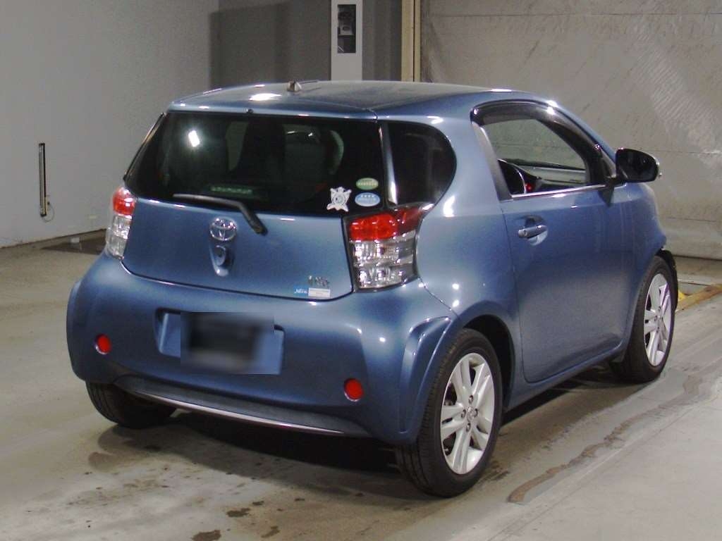 TOYOTA IQ