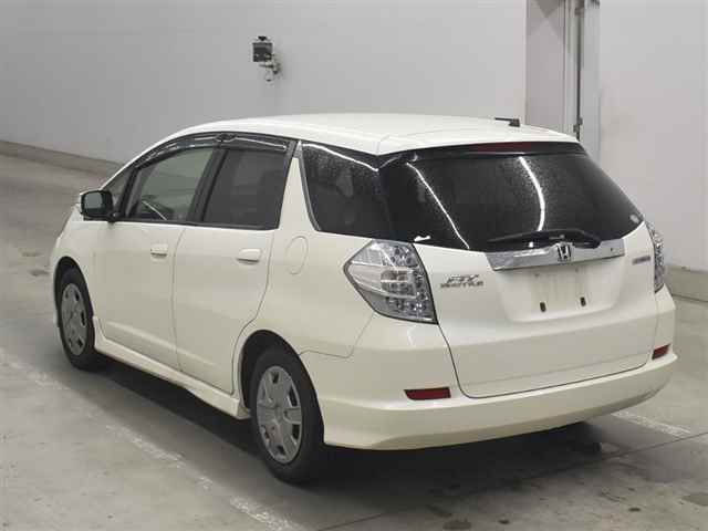 HONDA FIT SHUTTLE
