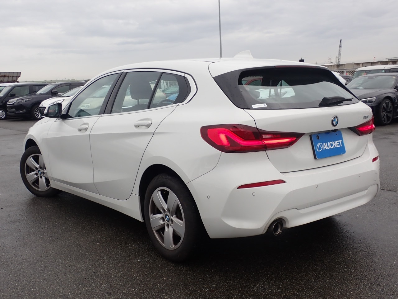 BMW 1-SERIES