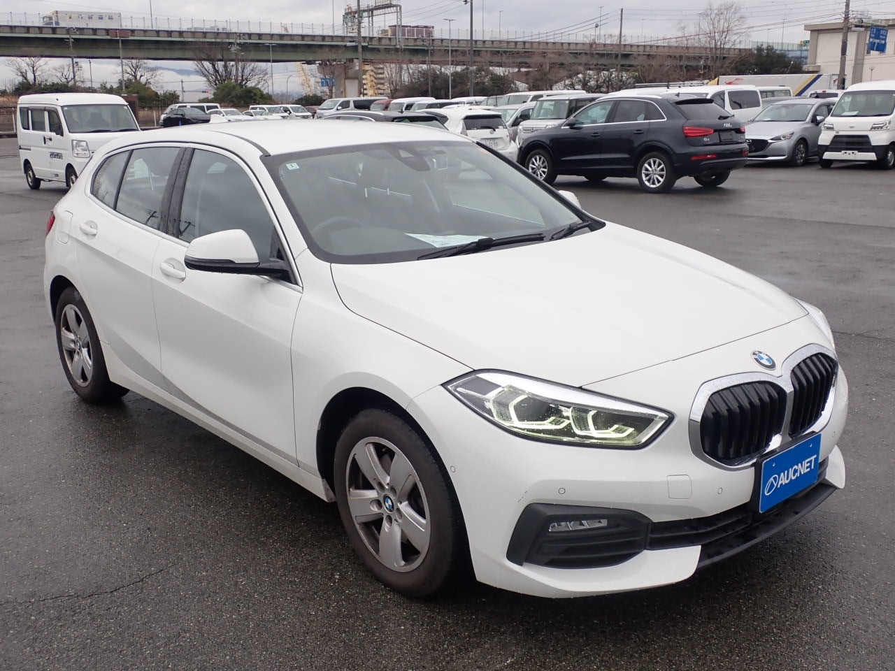 BMW 1-SERIES