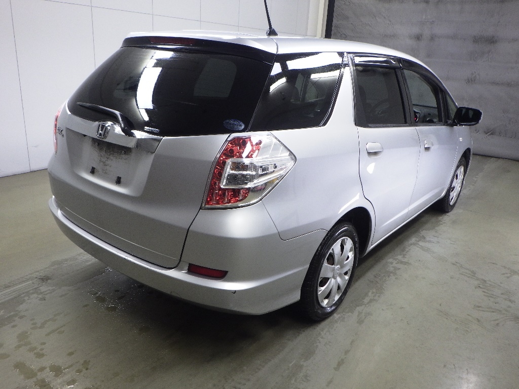 HONDA FIT SHUTTLE
