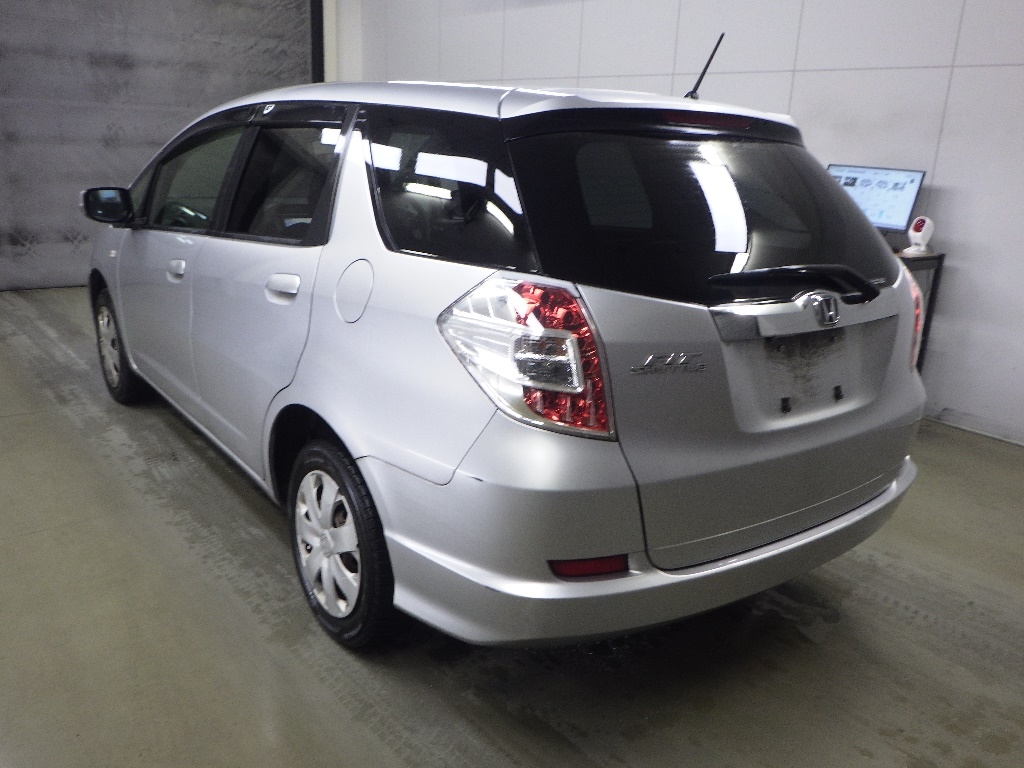 HONDA FIT SHUTTLE