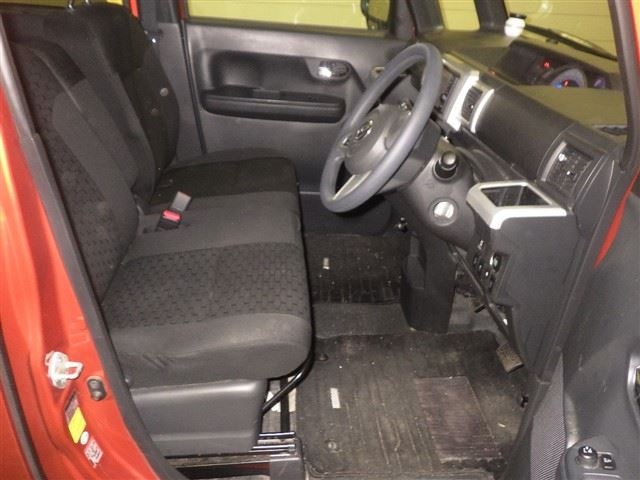DAIHATSU WAKE