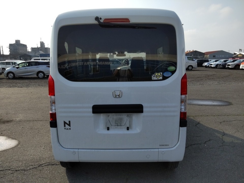 HONDA N-VAN