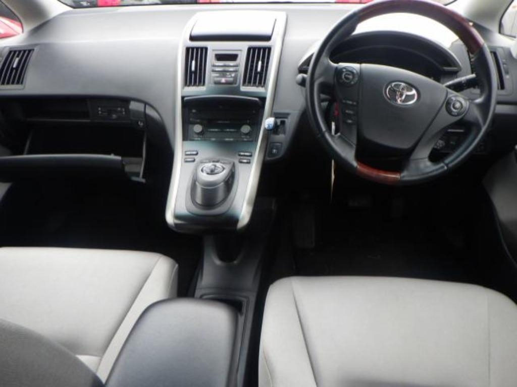 TOYOTA SAI