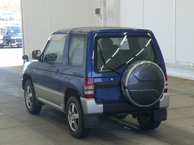 MITSUBISHI PAJERO MINI