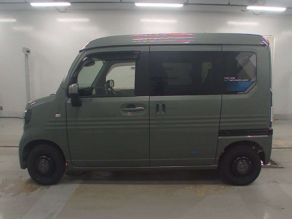 HONDA N-VAN