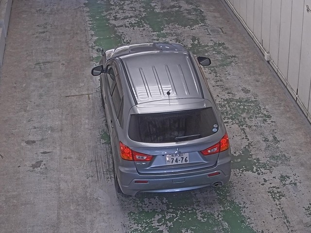 MITSUBISHI RVR