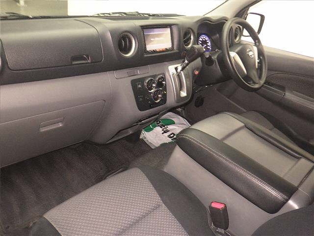 NISSAN NV350 CARAVAN