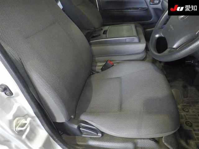 TOYOTA REGIUS ACE