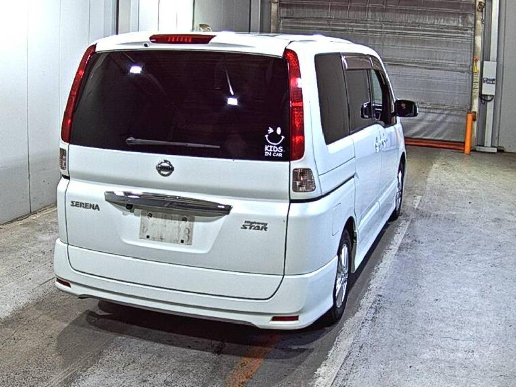 NISSAN SERENA
