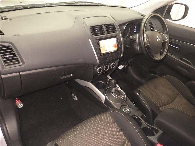 MITSUBISHI RVR