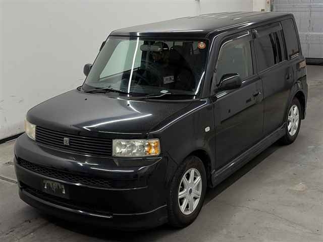 TOYOTA BB