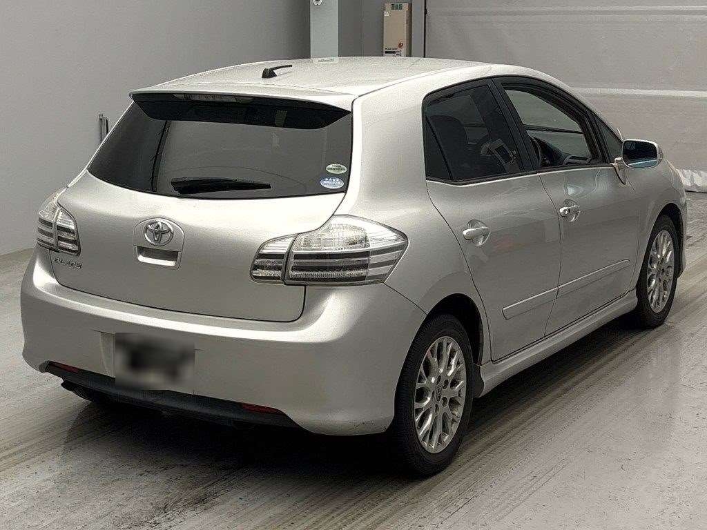 TOYOTA BLADE