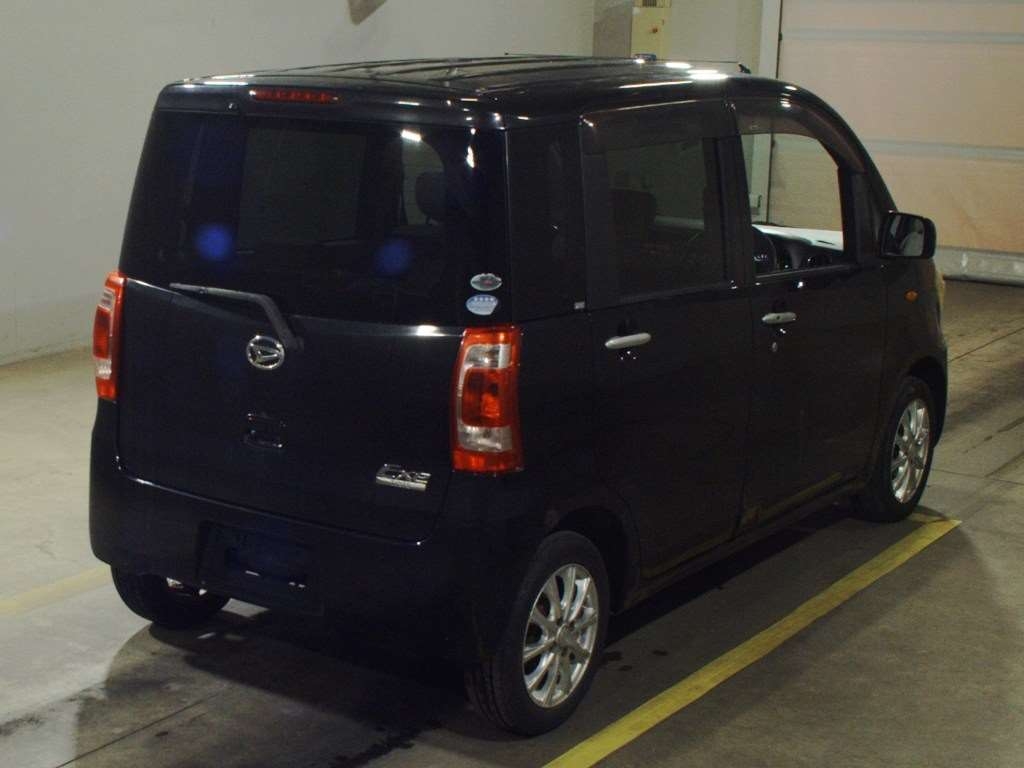 DAIHATSU TANTO EXE