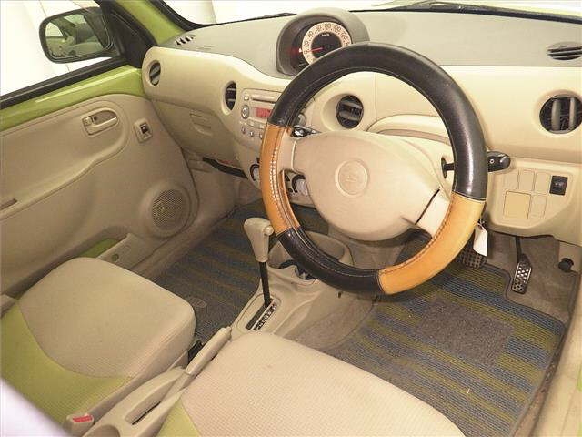 DAIHATSU ESSE
