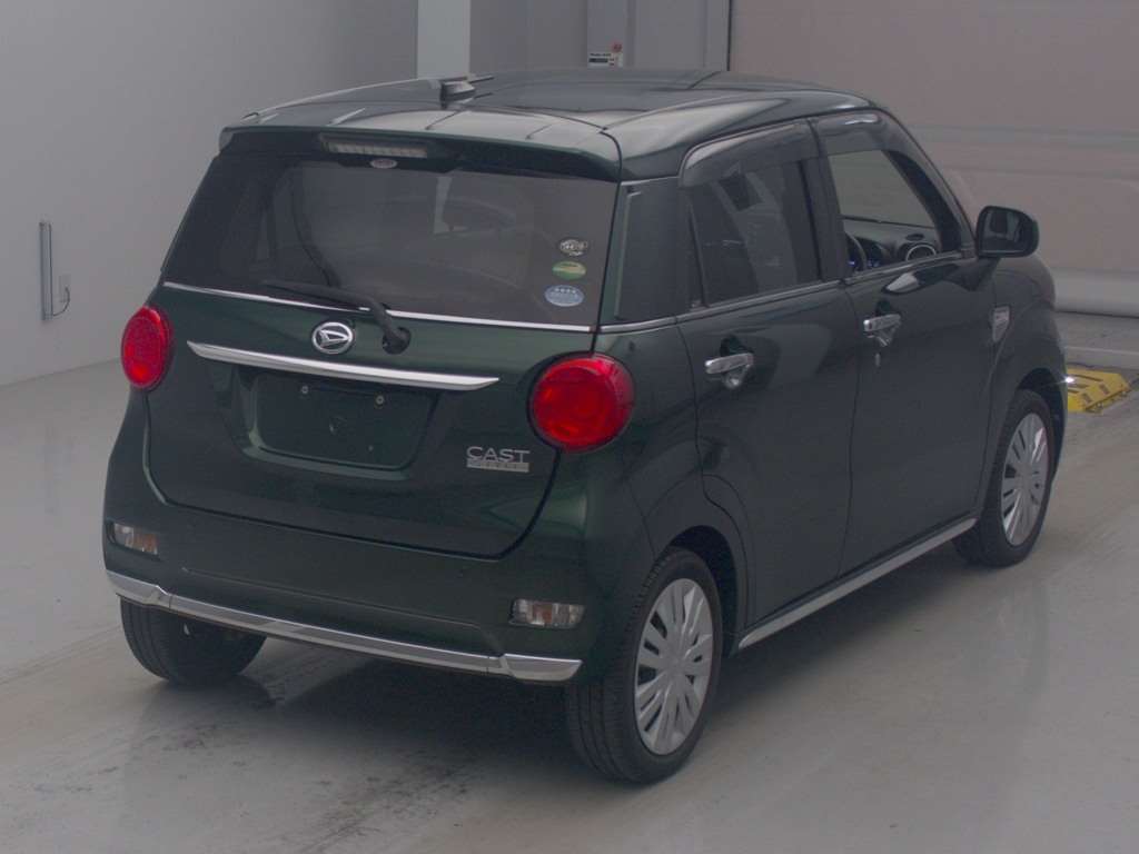 DAIHATSU CAST