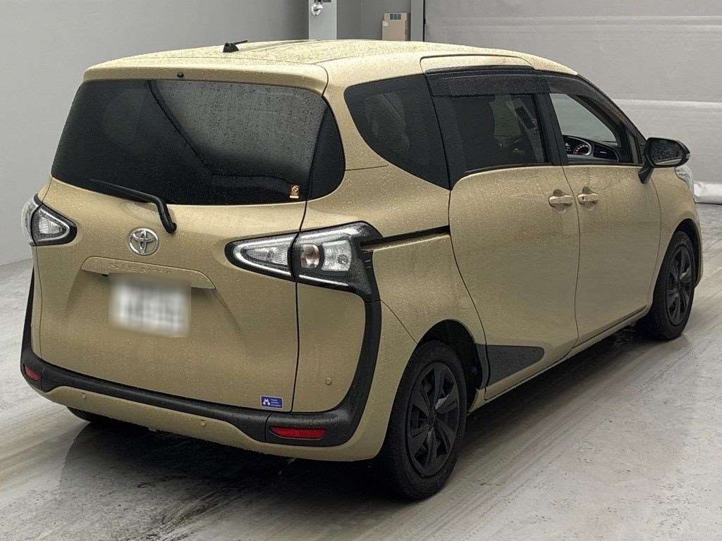 TOYOTA SIENTA