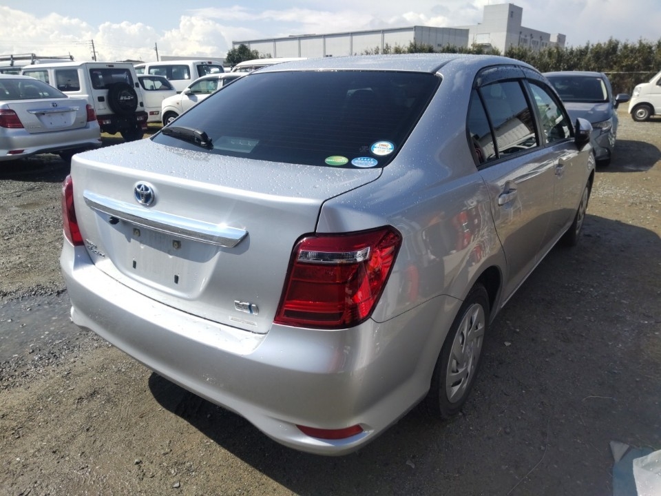 TOYOTA COROLLA AXIO