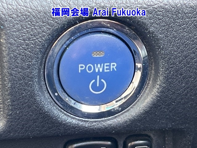 TOYOTA SAI