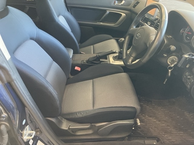 SUBARU LEGACY