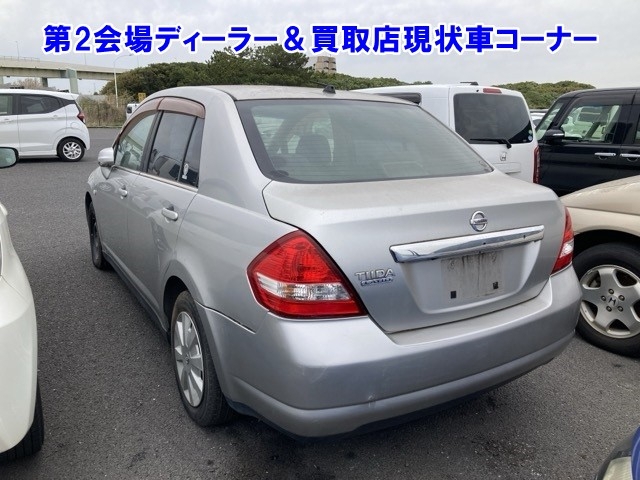 NISSAN TIIDA LATIO