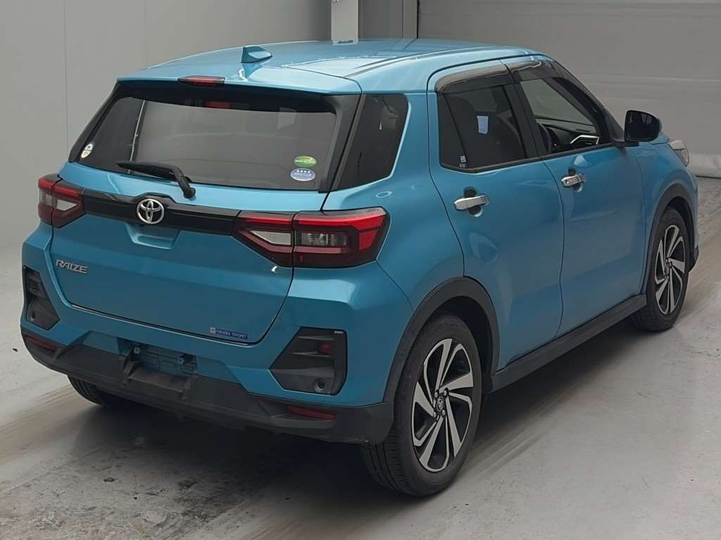 TOYOTA RAIZE