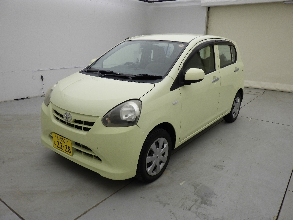 TOYOTA PIXIS EPOCH