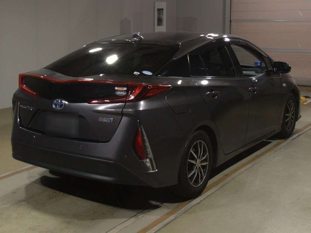 TOYOTA PRIUS PHV
