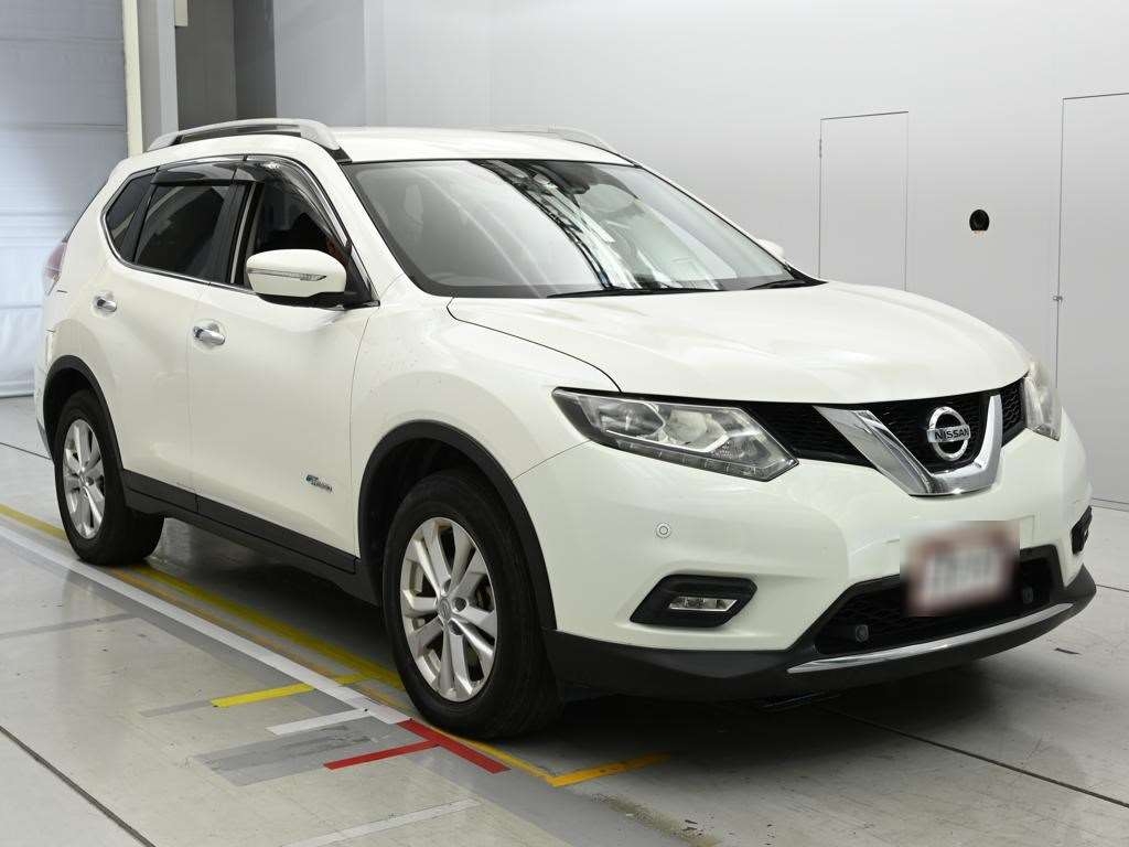 NISSAN X-TRAIL
