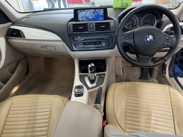 BMW 1-SERIES